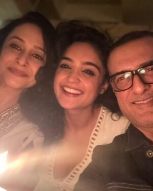 Kashish Khan Instagram - ✨🤍
#OnceUponTwoTimes