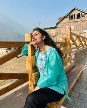 Kashish Khan Instagram - Shukran Allah✨
.
.
.
.
#kashmir #kashmiri #pahalgam #instadaily #instaphoto #instagood #ootd #actor #actorslife #travelphotography #travel