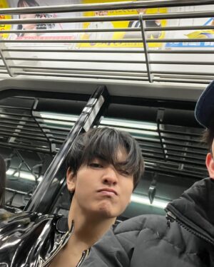 Kasidet Plookphol Instagram - แก๊งผจญภัยในโตเกียว day 1