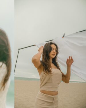 Kat Ingkarat Instagram - ““…..do not throw your pearls to pigs. If you do, they may trample them under their feet, and turn and tear you to pieces.”
‭‭Matthew‬ ‭7‬:‭6‬ ‭ 
You are so valuable. And we must treat ourselves and others with value, humility and respect. That is a form of love. It’s a gift. Don’t just give it to anyone. @katingkarat 
.
.
.
.

#photography #tanamagazine #arlettemagazine #sarahimagazine #thedaily35mm
#melonmag #fujifilm #kodak #evoldmagazine #kahlomagazine #themoodymagazine #thepixelmagazine #fujimag #fujifilmxt3#35mm
#35mmmagazine #fantasticportrait #beautifulwomen #dirtybiotsandmessyhair #nowallmood #worldviewmag