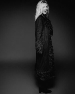 Katarina Čas Instagram - It ain’t just black and white…
📸 @anagregoricphoto 
💄 @sfumatomakeup
