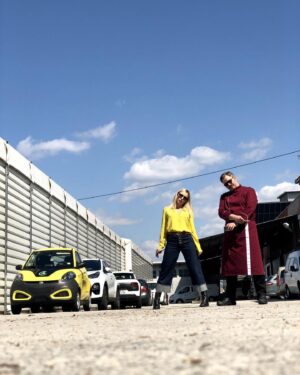 Katarina Čas Instagram - After exactly two years, it’s a wrap on #JaChef for me. 🎬🍾🎉❤️ (already shot episodes are still due to come)
This was the longest time I have ever spent on filming a project and it was a blast. A lot of work and stress but also a lot of fun and love. ❤️❤️ Thanks to the amazing team!!! 
Ekipa Chefa je bila kot moja druga familija. Hvala vsem. Od igralske zasedbe, do vseh v maski in kostumu, pa snemalci, dop-ji, reziserja, sound ljudje, focus pulerji, producenti, scenografi, kuharji, asistenti, montazerji, postprodukcija…U rock🚀