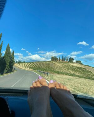 Katarina Čas Instagram - Tuscany-ing 🚗🇮🇹