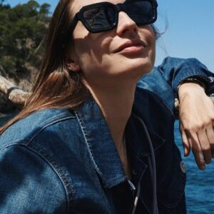 Katarzia Instagram - Boli sme na výlete osláviť narodeniny Hany @hana_knizova a Svetlany @svefialova a nejeden objektív nezostal suchý. 
Hana, obdivujem tvoj talent vidieť. 
Happy Birthday baby, nech ste šťastné 🫶🏻🫶🏻🫶🏻🫶🏻🫶🏻🫶🏻🫶🏻🫶🏻🫶🏻🫶🏻🫶🏻❤️ a ďakujeme Ti za fotky 🔭🔭🔭

Prsteň pre Hanu k narodkám je od Mani Berec, @manaberec, ktorá je moja best friend. Ak by som bola teplejšia, tak je snubný. Hana, ja by som si Ťa hneď brala. Ešte že nie som sobášny typ. 

Plovecky uz som trochu zodrala Pavlinko ale stale su fav @plovestudio