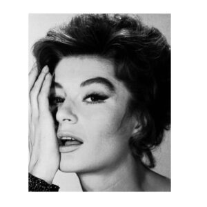 Katarzyna Herman Instagram - Anouk Aimée 🖤18.06 
Françoise Hardy 🖤 11.06 
 Comment  te dire audieu ? 
#monamour❤️#ikonic #frenchstyle