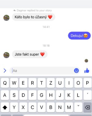 Kateřina Janečková Instagram - V 1 jedinej den: co vnímáte Vy a co je za oponou?
Emoční a energická labilita, vyčerpanost protkaná vděčností. Tenhle život je zatraceně barevnej, poznávám nepředstavitelný odstíny stavů a nálad. A většinu času jsem low, abych pak se ságem pro Vás mohla být high as *🙌🏻
A takhle stále dokola🔄, se snahou snižovat vrcholy sinusoidy směrem ke středu.