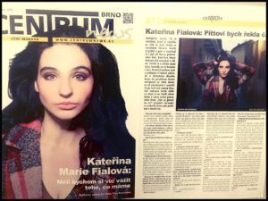 Kateřina Marie Fialová Instagram - @centrumnewsbrno interview 🤍. Příjemné odpoledne! Dekuju @pavel.podesva za krásný rozhovor. 🙏🏻🤍🙏🏻. #centrumbrno #interwiew #theatre #thoughts💭 #meandmeonly💋