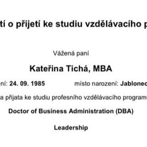 Kateřina Tichá Instagram - Po prázdninách….Dává mi to hodnotu, vyšší smysl a dobrý pocit🫶 

Další krásná ještě větší výzva přede mnou 🥰

 #dba #dbastudent #