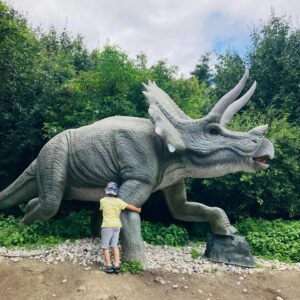 Kateřina Tichá Instagram - To se povedlo. Celý den v Dino světě😊 #dinosaurios #dinosauri #pravek #poznavani #kamsdetmi