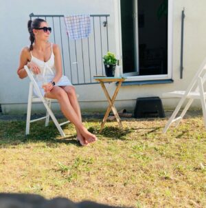 Kateřina Tichá Instagram - Vyšláply jsme spolu horu. Ona nevěřila, že přijdu ( do rána jsem tančila a pila 🥂) a já si říkala- ta je otravná ( ještě víc akční než já). A dnes? @baraklouckova