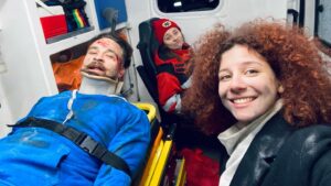 Kateryna Dychka Instagram - вчора відбулась прем’єра серіалу 
«Я - Надія»

їхала на зміну о 6й ранку під вибухами, щоб зняти кіно про війну і її героїв - і таке має місце бути) 

але бачу, глядачам відгукується і це важливо❤️‍🩹
якщо дивились, пишіть в коментах ваші думки)

#янадія