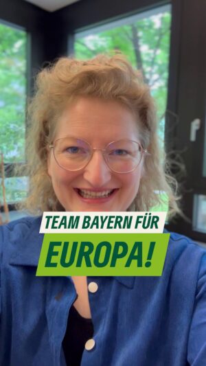 Katharina Schulze Instagram - Wir arbeiten alle zusammen für eine gute Zukunft in Bayern, Deutschland und Europa. Hilf uns dabei mit deiner Stimme für GRÜN am 9.6. bei der Europawahl! 💚 🇪🇺
👉 Wofür setzt du dich ein? 💪

#MachenWasZählt #EU #Europawahl #Demokratie #MitDir #TeamBayern #Grüne #RechtsRutschStoppen #Klimaschutz #Europa