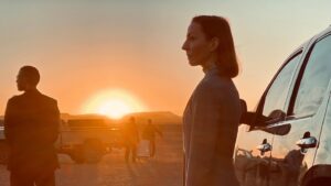 Katharina Schüttler Instagram - everything under control 💛

#sundown #marocco #atacama #awaiting 🪬

📸 #bastidengler