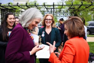 Katherine Clark Instagram - What an honor to receive a Toddlers' Choice Award from @MomsRising! 
 
I'm so proud to be in this fight with you. Together, we will build a child care system that works for working families.