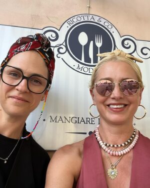 Katherine LaNasa Instagram - SOUTHERN SICILY 💚🤍❤️
1-4 AGRIGENTO and the stunning Valley of the Temples
5-6 Gorgeous Scala Dei Turchi with our good buddy @_emanuelemacaluso via Ape Taxi
7-8 Rugged Sciacca 
9-10 Stopped in Modica for Chocolate and delicious homemade ricotta pasta by the lovely Maria and her Husband @ricottaeco !!! A must!

#agrigento #valleyofthetemples #scaladeiturchi #sciacca #modica #ricotta #sicily #sicilia #italianvacation