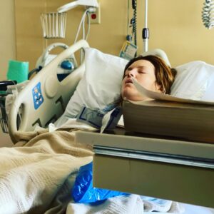 Kathleen Rose Perkins Instagram - Spent the last three days in @huntingtonhospital passing a kidney stone the size of a couple of grains of sand. It was the most pain I have ever experienced in my life. Please drink plenty of water and treat your body right. And make sure you have someone to help you through it all. And thanks to the doctors and nurses at Huntington. They were phenomenal.