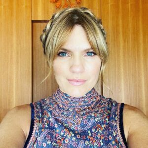 Kathleen Rose Perkins Instagram - Zoom press junkets are no joke. @disneyplus @doogie.kamealoha.md Doogie Kamealoha MD streams on Disney Plus starting September 8th. Please tune in. Hair and makeup by @katehollinsheadmakeup dresses by @manoush_officiel