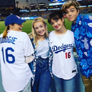 Kathleen Rose Perkins Instagram - @peytonelizabethlee threw the first pitch at the @dodgers game last night. If this acting thing doesn’t work out, she could always join Major League Baseball. The girl’s got an arm. Stream @doogiekamealohamd second episode starting today!!