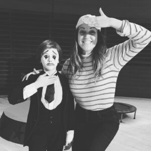 Kathryn Burns Instagram - THE BOY // #DispatchesfromElsewhere // #katburnschoreo

I choreographed the finale of this beautiful show and am proud to be a small part of the whimsical yet painfully self-reflective story.  BRAVO Jason, Charlie and team and thank you for your trust.  Congrats to my little superstars Travis & Sarah for conquering your fears and mastering new skills! And dancers, y’all were phenomenal and I‘m sorry again about ur hammies...we had one hell of a mime! #assistantchoreographer @oliviacipolla