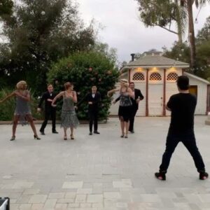 Kathryn Burns Instagram - He had a whole yacht party #tbt #drunkhistory #thisshouldbeahitontiktok #DRUNKHISTORYDANCE #waitthisisnttiktok #fyp #katburnschoreo. Drunk History was/is the greatest
