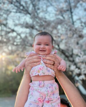 Katie Carpenter Instagram - first flowers of spring 🌸