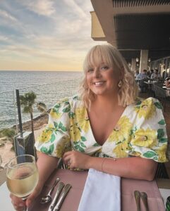 Actress Katie Thistleton HD Instagram Photos and Wallpapers May 2024
