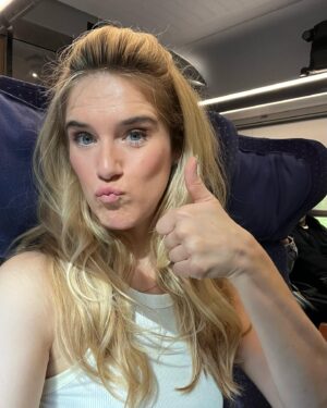 Katjana Gerz Instagram - All the pfun times @dbpersonenverkehr (keine Werbung wegen Marken Nennung)