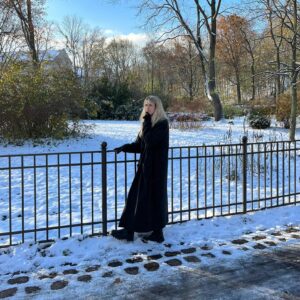 Katjana Gerz Instagram - November takes 🧡