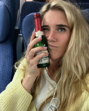 Katjana Gerz Instagram - All the pfun times @dbpersonenverkehr (keine Werbung wegen Marken Nennung)