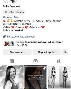 Katka Koščová Instagram - Kamaráti, budem sa opakovať, ale opäť mám veľa správ s otázkou na chudnutie. Ono to znie tak vágne, že zdravý kalorický deficit dosiahnutý úpravou stravy a pohybom, ja viem. Preto neustále apelujem na odborníkov. Neustále. Nemôžem s vami zdieľať moje jedálničky, lebo to je niečo, čo sedelo mne, ja som si ich pripravovala sama podľa mojich chuťových preferencií. Základom má podľa mňa byť to, aby sme sa naučili stravovať vyvážene a tak, že je to pre nás udržatelné.  Nemôžem s vami zdieľať ani kalorické nastavenie mojich tabuliek, lebo je to pre vás absolútne nerelevantné. Nemôžte si ich nastaviť podľa mňa. Dvaja ľudia s rovnakou výškou a váhou nebudú mať rovnaké nastavenia, ak sa to robí správne. A sme opäť pri odborníkoch.🙏 Bolo by vrcholne neetické, ak by som vám ja dávala rady. Už to, že spomínam kalorické tabuľky je na hrane, mne to síce poslúžilo ako výborný nástroj, ale niekomu inému môže obsesívne zapisovanie a kontrolovanie spustiť poruchu príjmu potravy. Čiže moja jediná rada sú títo ľudia:
@tanyasfitlife 
@vyziva_s_nikol 
@erika_zajacova 
@borismedicine 
@zapiskynutriholicky 
@zdravieavyzivaonline 
@vyzivajk 
@terapiajedlom 
@ten_nutricni 
@karolinafour 
@petronela_nutrition 
Popozerajte si ich profily, strašne veľa sa naučíte už len týmto. 
Mne sa neskutočne uľavilo, keď som ich začala sledovať. Toľko mýtov o jedle mi vyvrátili. A viete, čo je super? Všetci sa zhodujú. To je fantastické, tá veda, že? 
Nepotrebujú vymýšľať žiadne diéty, žiadne hladovky, očistné kúry, predávať vám drahé nefungujúce spaľovače tukov, či rôzne suplementy… Vďaka sledovaniu týchto múdrych ľudí mám omnoho lepší vzťah k jedlu, k svojmu telu… Tak, ak už nič iné, dajte im follow, ak vás táto téma zaujíma. Toto sú ľudia, ktorí roky študovali výživu, ktorí jej skutočne rozumejú. Ja som len ich fanda, ktorému veľmi pomohli.❤️🙏
A ešte jedna vec, už som tu spomínala PPP. A na to sú odborníci v @chutzit ❤️
Toto je téma, ktorá sa týka mnohých ľudi. Ak vám je ťažko, máte sa kam obrátiť.🙏🙏🙏
#chutzit #nedajtesaoklamat #skratkyneexistuju