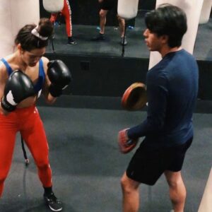 Katrina Rosita Instagram - zero fun with @_blessedbyg really putting me   my top knot through it 💥🥊 ⠀
⠀
hype woman/videographer/workout buddy extraordinaire: @nadia_gonzalez ⠀
⠀