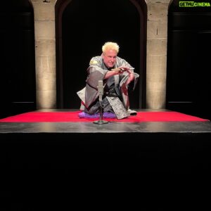 Katsura Sunshine Instagram - It was a great milestone and honour for me to perform Rakugo yesterday in French, at one of the most beautiful theatres I have ever performed in - Espace Libre in Montreal. The audience was very kind and forgiving of my French - even offering a standing ovation. Not deserved at all, but I was very moved and look forward to performing more and more in French from now on.

Thank you so much to Nico Fujita for producing the show!

Two more shows, today and tomorrow.

Hier, j'ai eu l'honneur de jouer Rakugo en français dans l'un des plus beaux théâtres que j'aie jamais fréquentés, l'Espace Libre de Montréal. Le public a été très gentil et indulgent à l'égard de mon français - il m'a même offert une standing ovation. Ce n'était pas du tout mérité, mais j'ai été très émue et j'ai hâte de me produire de plus en plus en français à partir de maintenant.

Merci beaucoup à Nico Fujita pour la production de ce spectacle.

Deux autres représentations, aujourd'hui et demain.

#rakugo #montréal #espacelibre #montreal #katsurasunshine