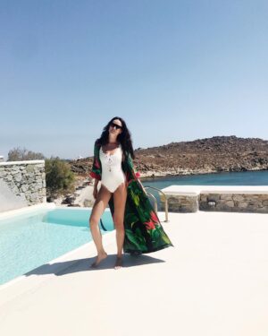 Katya Peneva Instagram - The sun outside got me dreaming of the summer days #memories #tbt @marysiaswim @forrestlesssleepers