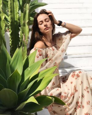 Katya Peneva Instagram - Summer feel #moodoftheday #sumertimesadness #memories