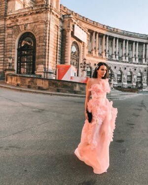 Katya Peneva Instagram - Vienna fairy tale... #vienna #travel #fun