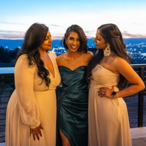 Kausar Mohammed Instagram - we take siblings very seriously. 
LATE but happy #nationalsiblingsday !