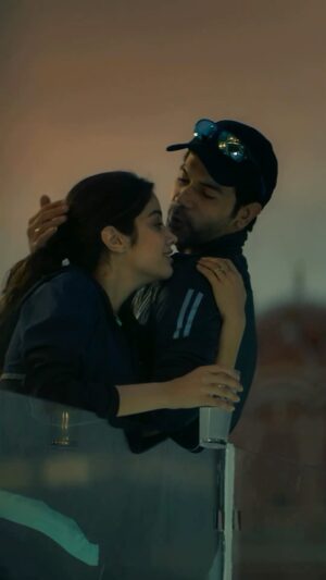 Kausar Munir Instagram - Agar ho yeh playlist par, toh kis baat ki fikar 🥰🥺