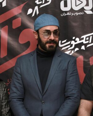 Kaveh Samakbashi Instagram - آغاز اكران آنلاين فيلم سينمايي "فرانكفورت ٨ صبح" از نهم اسفند ماه در پلتفرم فيلم ناب

#kavehsammakbashi 
@filmnab

Photo by: @elnazirani76