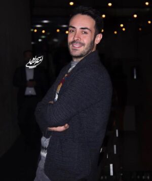 Kaveh Samakbashi Instagram - خدايا
شكرت؛خودت ميدوني كه بهترين رفيق مني و با دوست داشتن تو آرومم ؛
ممنونم كه هميشه كنارمي🙏
الهي شكر🤍