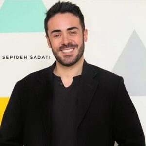Kaveh Samakbashi Instagram - هيچ چيز قوي تر از صبر و زمان نيست؛و همه چيز براي كسي كه مي داند چگونه صبر كند به موقع اتفاق مي افتد〽️✨

#kavehsammakbashi 
#كاوه_سماك_باشى