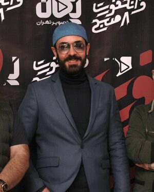 Kaveh Samakbashi Instagram - آغاز اكران آنلاين فيلم سينمايي "فرانكفورت ٨ صبح" از نهم اسفند ماه در پلتفرم فيلم ناب

#kavehsammakbashi 
@filmnab

Photo by: @elnazirani76
