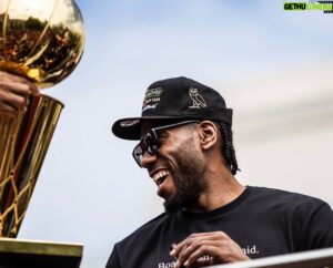 Kawhi Leonard Instagram - @cintiafreitasphoto