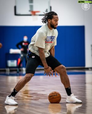 Kawhi Leonard Instagram - @laclippers