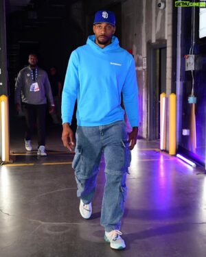 Kawhi Leonard Instagram - Fit 1 or 2?? 🤧