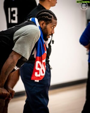 Kawhi Leonard Instagram - 😄