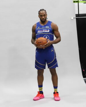 Kawhi Leonard Instagram - How many points do you think he will score tonight? #KawhiLeonard #NBAAllstar