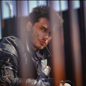 Kaya Giray Instagram - Bulamazsın.. ama neyse ⛓
📷 @niyaziuyar_