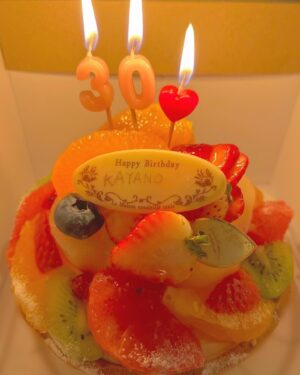 Kayano Masuyama Instagram - 本日30歳を迎えました！✨

よかったらこれからもよろしくお願いします☺️🤍

#出会ってくれて
#見つけてくれて
#気にかけてくれて
#ありがとうございます #本当に 
#ところで気になるのですが
#あなたのかやの
#どこから？？🧏‍♀️
#お誕生日プレゼントにぜひ教えてほしい！💬笑