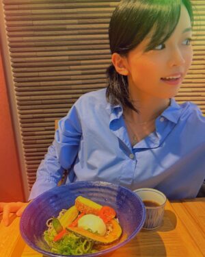Kayano Masuyama Instagram - 蕎麦とYシャツと私、👔