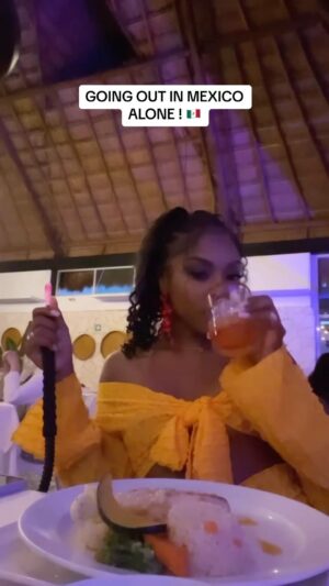 Kaychelle Dabney Instagram - Went in knowing nobody & left knowing everybody 😭
#SoloTravel #Mexico